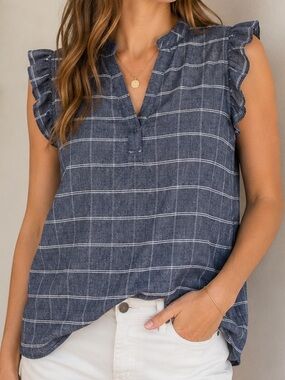 Old Navy ruffled sleeve tank top in size S tall. Plaid linen, v-neck